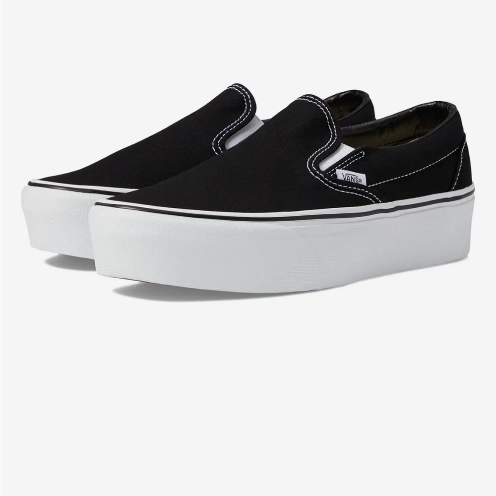 EUC Vans Classic Slip-On Stackform (Platform) Sneakers - Canvas Black/True White - Picture 9 of 9
